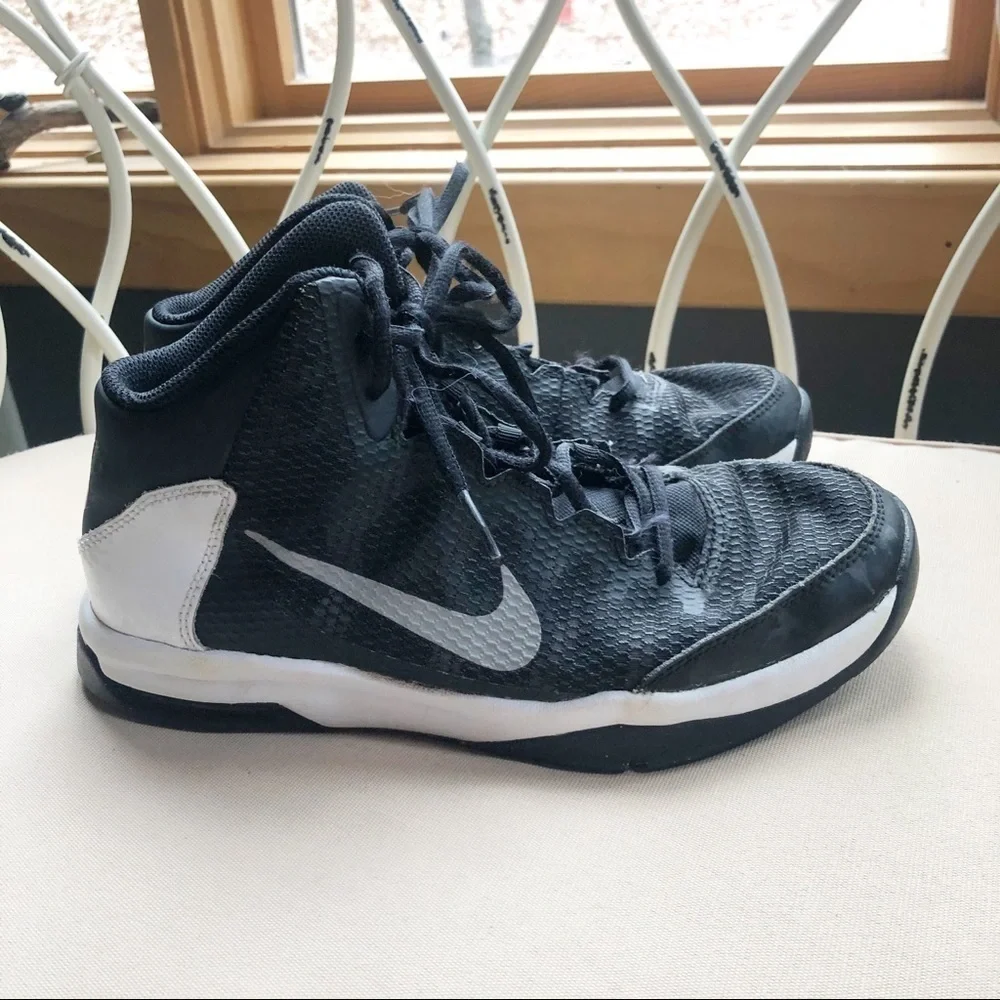 Nike Air Without a Doubt High Top Sneakers 5.5 Y‎